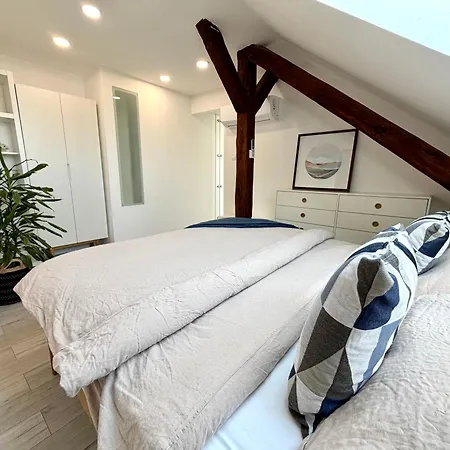 Premium Design Loft - Old Town Apartament